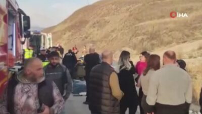 Erzurum'daki korkunç kazada can pazarı yaşandı. Feci kazada 2 kişi