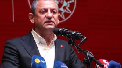 CHP Grup Başkanı Özgür Özel, yerel yönetimlerde kayyım atanmasını eleştirerek,