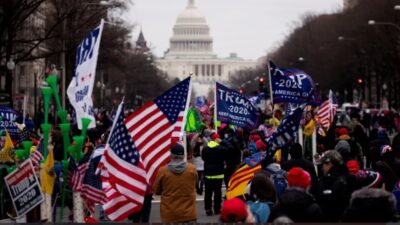 ABD Federal Soruşturma Bürosu (FBI), bazı eyaletlerdeki oy kullanma merkezlerine