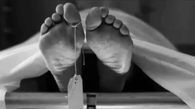 Hindistan'da silahlı saldırı sonucu hayatını kaybeden bir adamın gözü, devlet