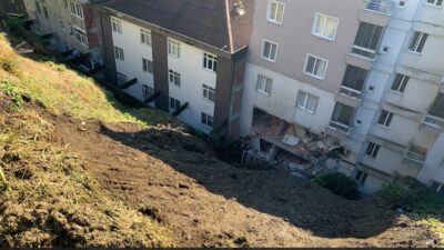 Rize'nin Çayeli ilçesinde meydana gelen heyelanda bir kişi hayatını kaybetti,