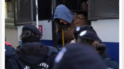 İstanbul'da, bebek acil hastalarını önceden anlaştıkları özel hastanelerin yenidoğan ünitelerine