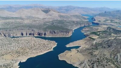 ABD destekli terör örgütü PKK/YPG, Fırat Nehri'nin doğusunda Arap aşiretlerinin