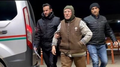 Bursa'nın İnegöl ilçesinde meydana gelen olayda okula giden çocuğu bisikletiyle