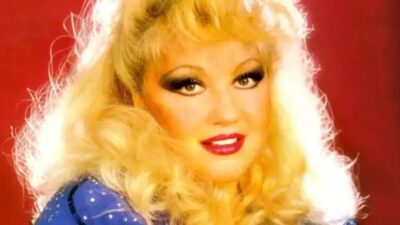 Türk sanat müziği sanatçısı Gönül Akkor 82 yaşında hayatını kaybetti.