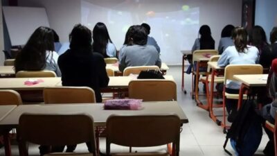 Veliden 3 kat fazla talep eden özel okula mahkeme dur