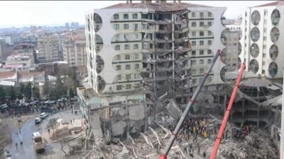 Osmaniye'de, asrın felaketinde, 105 kişinin öldüğü Bilge Sitesi'nin yıkılmasıyla ilgili