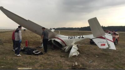 Bursa'da özel bir uçuş okuluna ait uçak kaza kırıma uğradı.