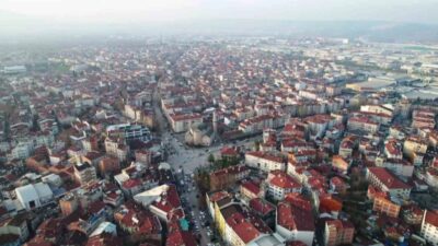 TÜİK Türkiye nüfusunu 85 milyon 664 bin 944 kişi olarak