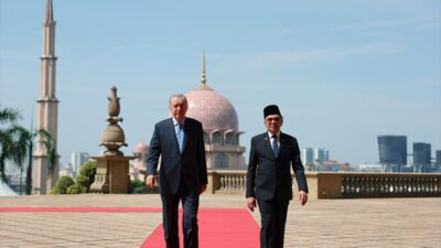 Cumhurbaşkanı Recep Tayyip Erdoğan, Malezya Başbakanı Enver İbrahim ile ortak