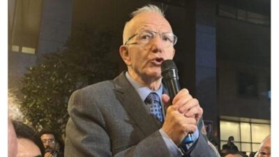 İstanbul Barosu Başkanı İbrahim Özden Kaboğlu ve yönetiminin görevden alındığı