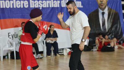 Bursa Büyükşehir Belediyesi Boks Takımı Baş Antrenörü Erkan Efe, Samsun’da