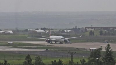 Londra’dan Hindistan’a gitmek üzere yola çıkan Virgin Atlantic uçak, yolcusunun