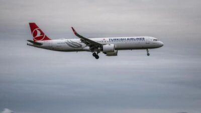 Türk Hava Yolları (THY) 30 Nisan'a kadar yurt içi uçuşlarda