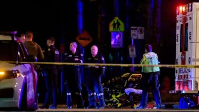 Kanada'nın Vancouver kentinde bir aracın, sokak festivali esnasında kalabalığa dalması