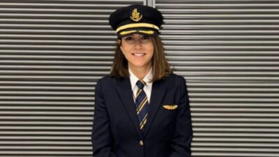 Dünyanın en büyük yolcu uçağı Airbus A380'in kaptan pilotluk koltuğuna