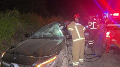 Bursa'nın Orhangazi ilçesinde cip ile otomobilin çarpıştığı kazada 3 kişi