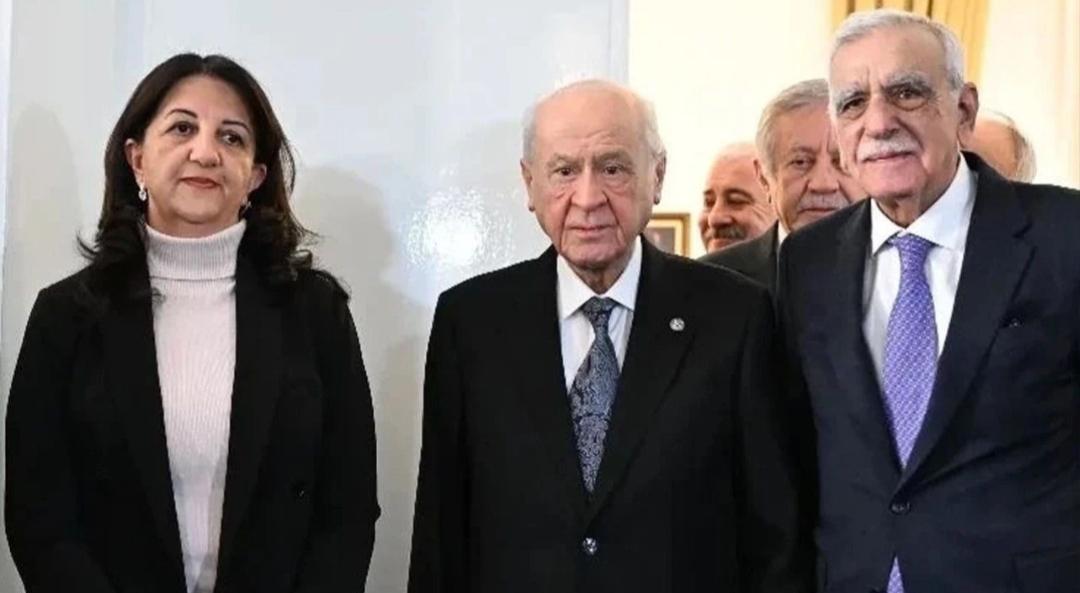 DEM Parti Eş Genel Başkanı Tuncer Bakırhan ve Grup Başkanvekili