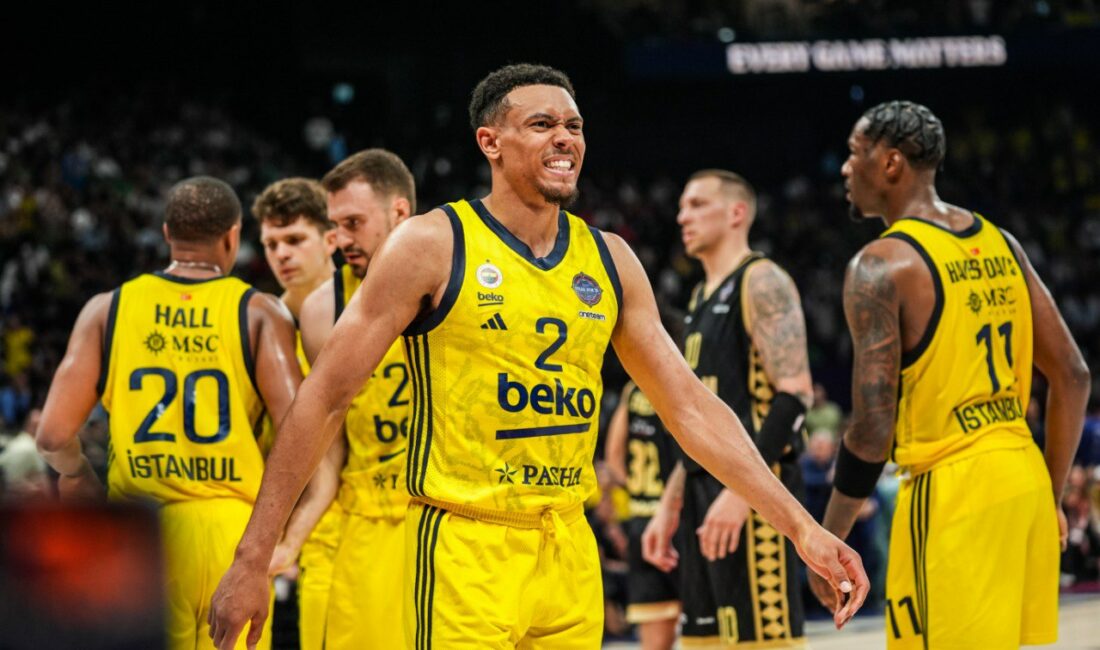 Fenerbahçe Beko, EuroLeague finalinde Monaco’yu 81-70 mağlup ederek 2017'nin ardından