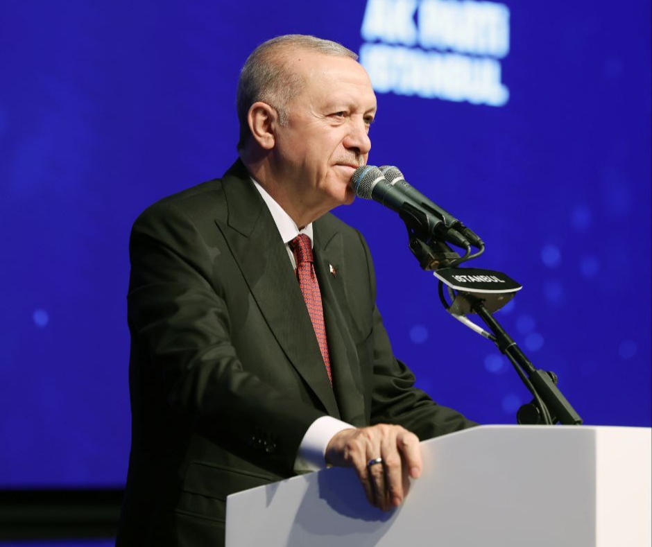 Cumhurbaşkanı Erdoğan, "Her Mahallesiyle İstanbul" programında değerlendirmelerde bulundu. Cumhurbaşkanı Erdoğan,