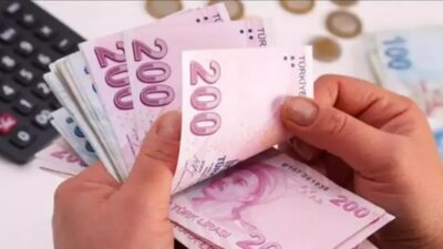 Kurban Bayramı'nda milyonlarca emekliye ne kadar ikramiye ödeneceği açıklandı. Sosyal