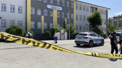 Konya'da bir öğretmen görev yaptığı okulda uğradığı silahlı saldırıda hayatını