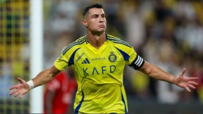 Cristiano Ronaldo, Suudi Arabistan ekibi Al-Nassr ile 2027 yılına kadar