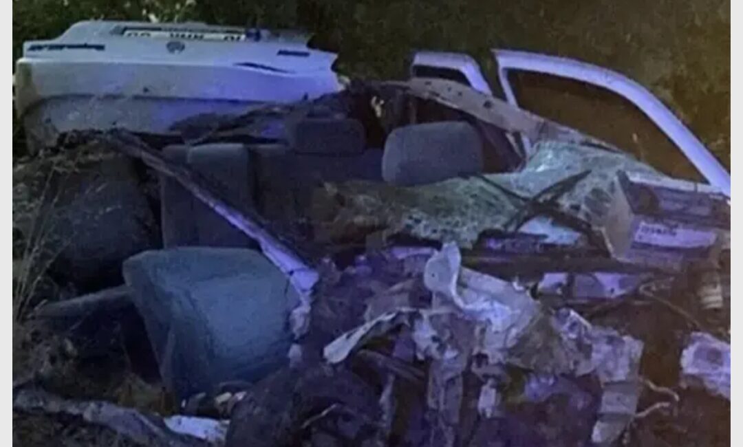 Balıkesir'in Susurluk ilçesinde emniyet şeridine çekilen tıra otomobilin çarpması sonucu
