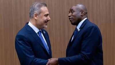 İngiltere Dışişleri Bakanı David Lammy, yarın Türkiye'ye resmi ziyarette bulunacak.