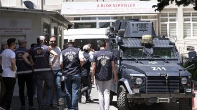 Leman Dergisi hakkında yürütülen soruşturmada gözaltına alınan dört kişi tutuklandı.