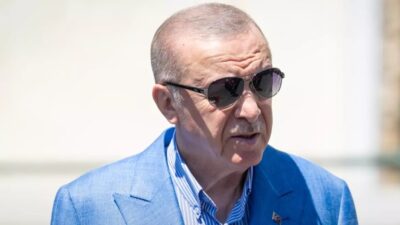 Hz. Ali Camii'nde kıldığı cuma namazının ardından konuşan Başkan Recep