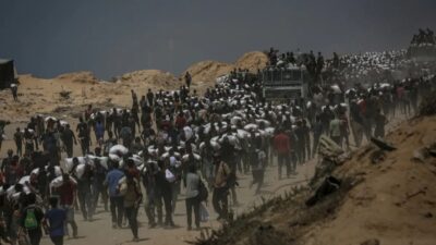 İşgalci İsrail ordusunun Gazze Şeridi'nin çeşitli bölgelerine sabah saatlerinden bu