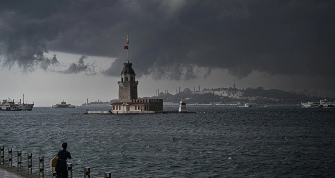 Yurt genelinde etkili olan sıcak havaların ardından beklenen yağışların yarından