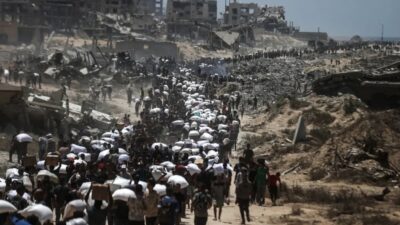 Soykırımcı İsrail ordusunun sabah saatlerinden bu yana Gazze Şeridi'nin çeşitli