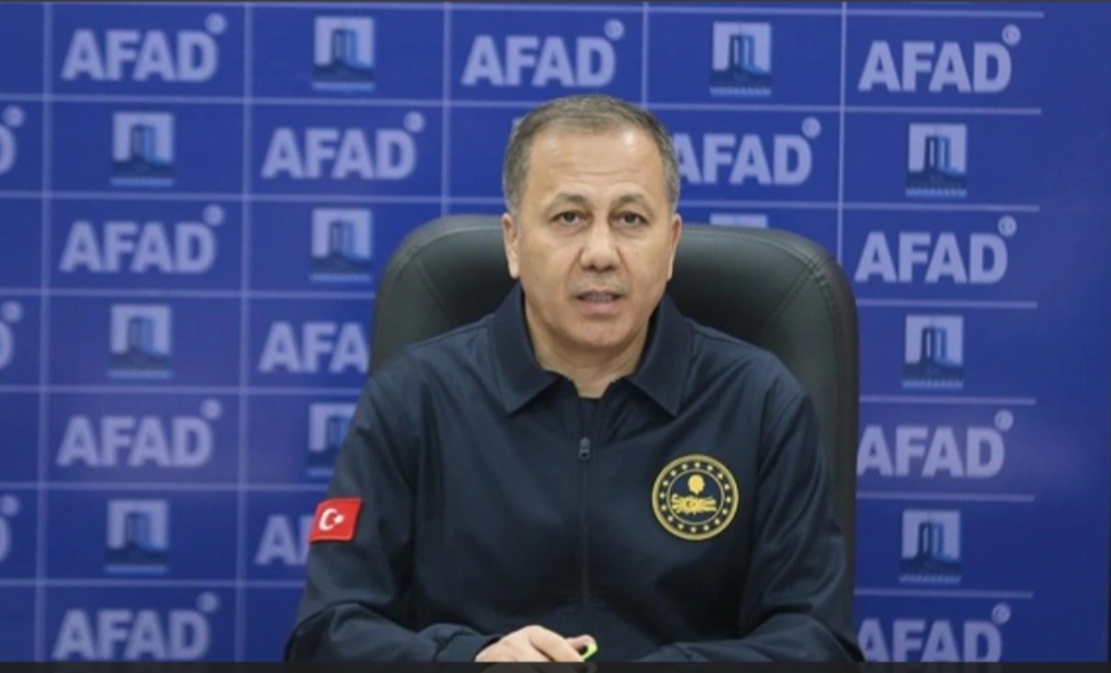 Çanakkale’deki yangınlardan 139 vatandaşın olumsuz etkilendiğini dile getiren İçişleri Bakanı