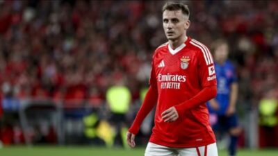 Benfica, Wolfsburg’dan Amoura’nın transferini Fenerbahçe'nin Kerem Aktürkoğlu için ödeyeceği 25