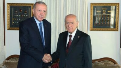 Cumhurbaşkanı Recep Tayyip Erdoğan, MHP Genel Başkanı Devlet Bahçeli'ye ziyarette