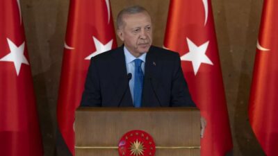 Cumhurbaşkanı Recep Tayyip Erdoğan, "Gazze’de çocukların açlıktan öldüğü barbarlığa dikkat