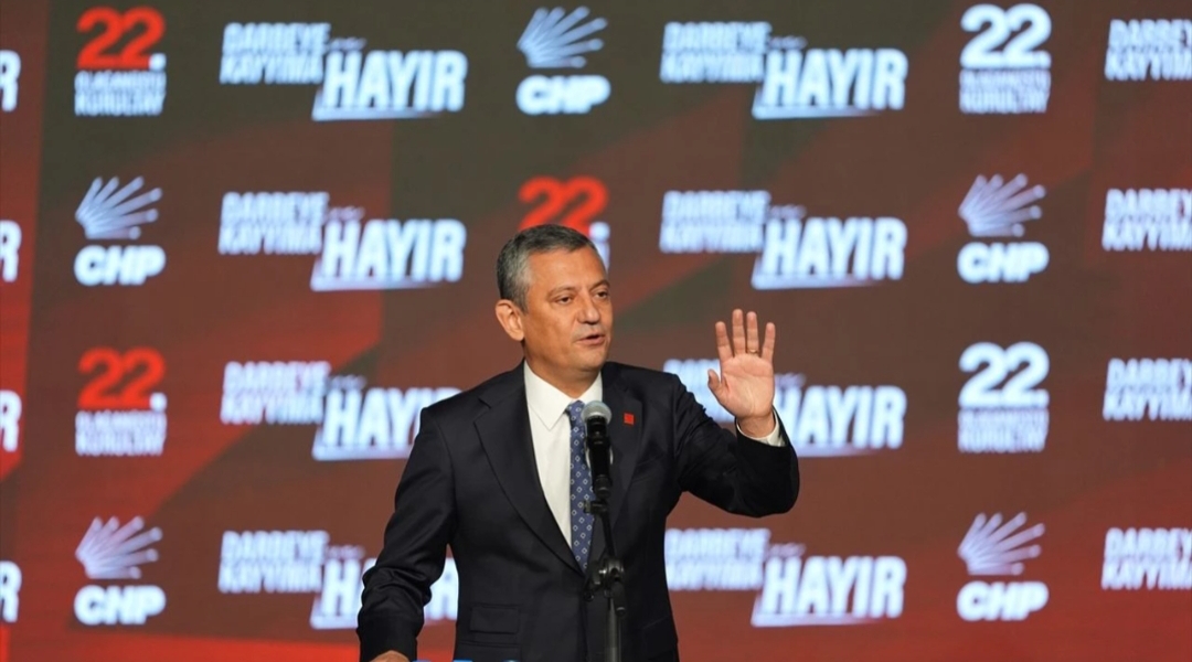 CHP'nin 22. Olağanüstü Kurultayı'nda tek aday olan Özgür Özel, yeniden