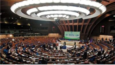 Avrupa Konseyi Parlamenter Meclisi (AKPM), tarihinde bir ilk yaşandı. AKPM,