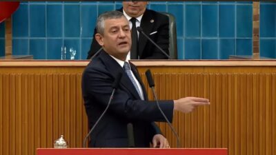 Partisinin grup toplantısında konuşan CHP Genel Başkanı Özgür Özel, dün