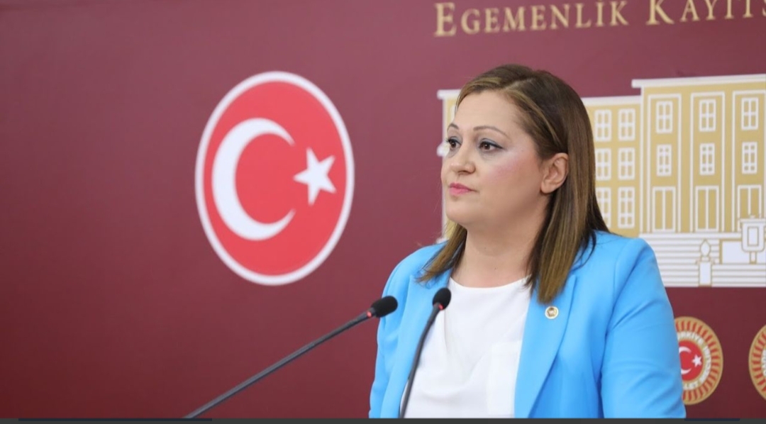 Afyonkarahisar Belediye Başkanı Burcu Köksal ile Dinar Belediyesi Başkanı Veysel