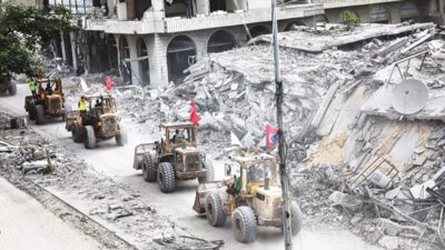 Binlerce kişi, ateşkesin ardından Gazze'deki insani yardım faaliyetlerine katılmak için