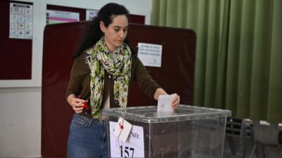 Kuzey Kıbrıs Türk Cumhuriyeti'nde (KKTC) cumhurbaşkanı seçiminin ilk turu için