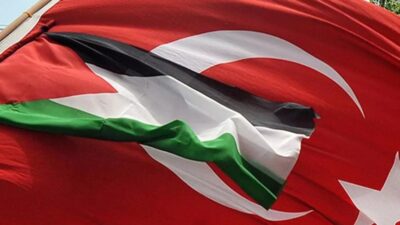 Filistinli doktor Ghada Karmi, İsrail'in Gazze'ye yönelik saldırıları sürdükçe yapılan