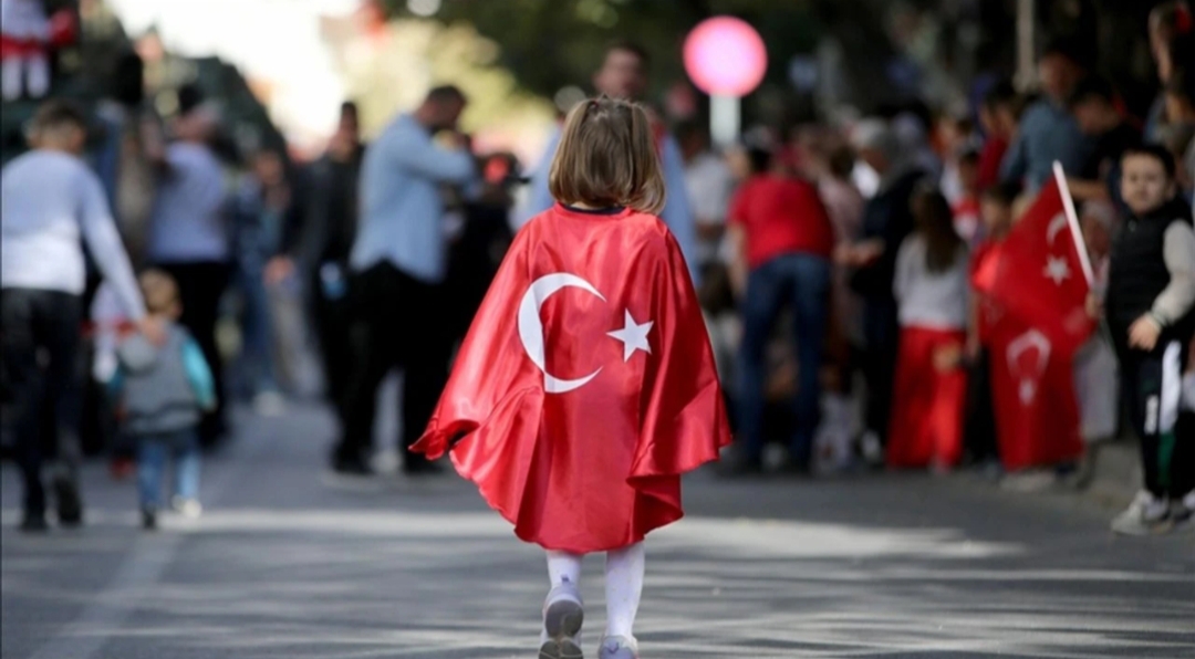 Cumhuriyet’in 102. yılı kutlamaları 21 pare top atışıyla bugün başlayacak Türkiye Cumhuriyeti'nin 102. kuruluş yıl dönümü dolayısıyla bugün 21 pare