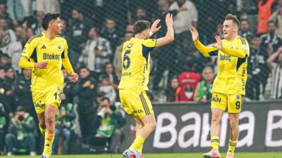 Süper Lig'in 11. haftasında Fenerbahçe, deplasmanda Beşiktaş ile karşılaştı. Sarı