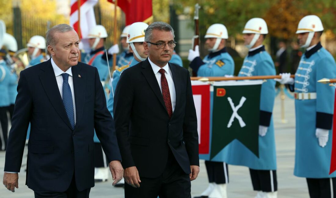 Kuzey Kıbrıs Türk Cumhuriyeti Cumhurbaşkanlığına seçilmesini müteakip ilk resmî yurt