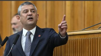 CHP Genel Başkanı Özgür Özel, başörtüsü tartışmalarıyla ilgili partisinin bakış
