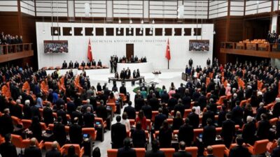 55 bin mahkuma tahliye yolu! 11. Yargı Paketi Meclis’e sunuldu 11. Yargı Paketi Türkiye Büyük Millet Meclisi Başkanlığı’na sunuldu. Paket,